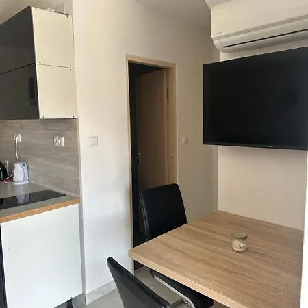 Jenny Apartment *